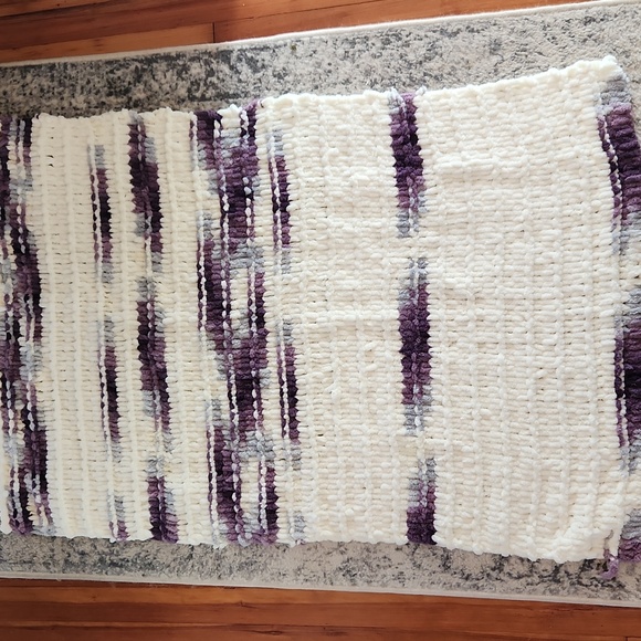 Purple and White Knit Blanket - Picture 2 of 2